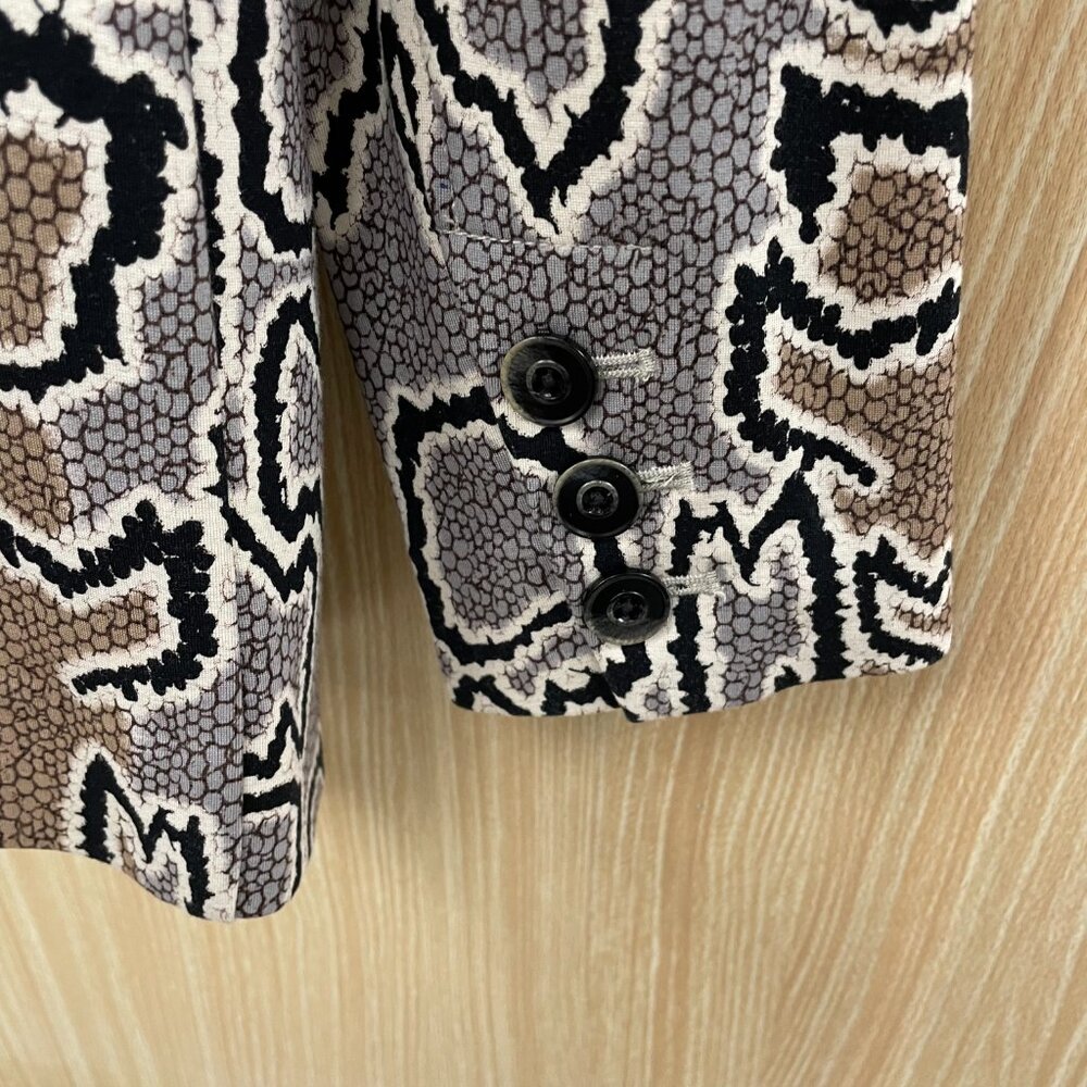 Cabi Python Gray Print Blazer Size 8 - image 6